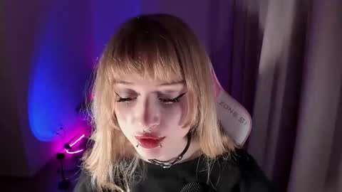 mnepohhh online show from February 8, 10:56 pm