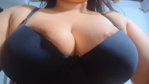 Catalina online show from December 22, 9:55 am