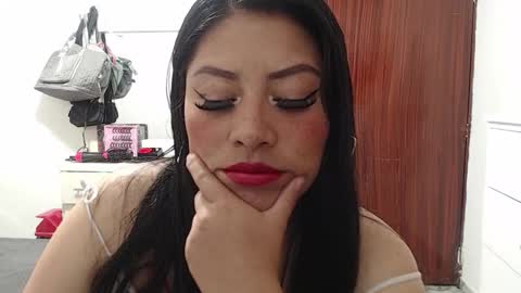 Catalina online show from September 17, 3:04 am