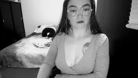 Sam online show from February 17, 2:22 am