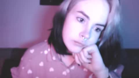 Molly Crow online show from February 20, 12:52 am