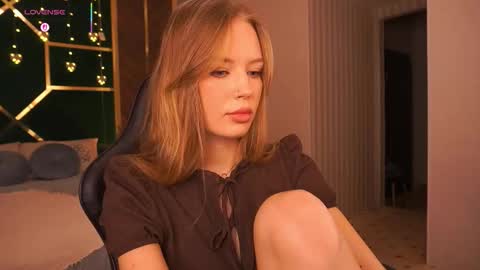 mollyymayy online show from February 23, 3:33 pm