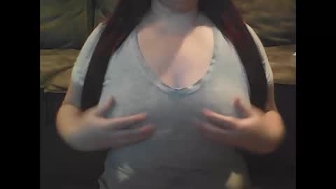 Snapshot of mommies_mooseknuckle chatting on October 22, 12:54 pm mommies_mooseknuckle online show from October 22, 12:54 pm