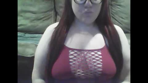 Snapshot of mommies_mooseknuckle chatting on September 24, 1:26 am mommies_mooseknuckle online show from September 24, 1:26 am