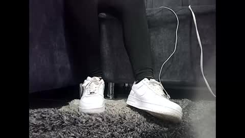 monalia17 online show from January 15, 5:02 am