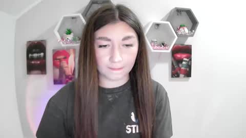 sweet girl and shine body online show from September 10, 6:02 am