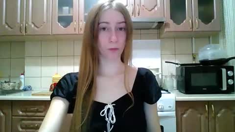 Monica online show from November 13, 10:09 pm