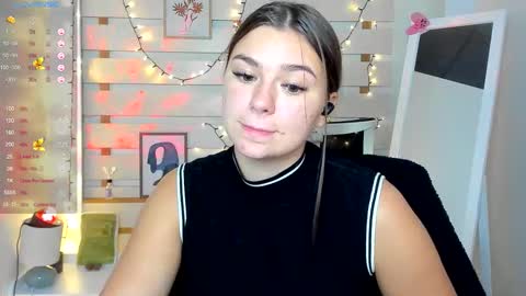 Monika online show from October 15, 1:46 pm