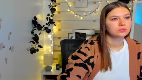 Monika online show from February 16, 1:22 pm