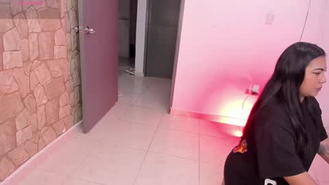 monikk__harrison online show from February 14, 12:47 pm