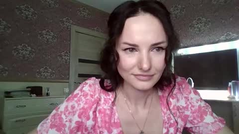 Snapshot of monparis_dream chatting on October 18, 3:15 pm monparis_dream online show from October 18, 3:15 pm