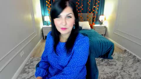 Ask me  online show from November 13, 4:11 am