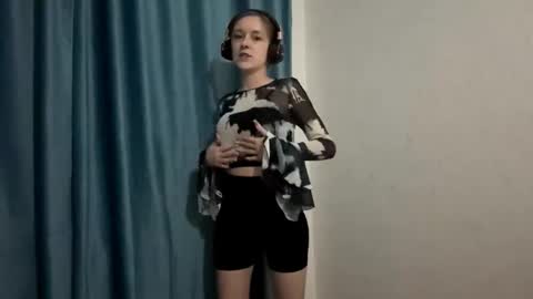 Jenny online show from November 30, 4:22 pm