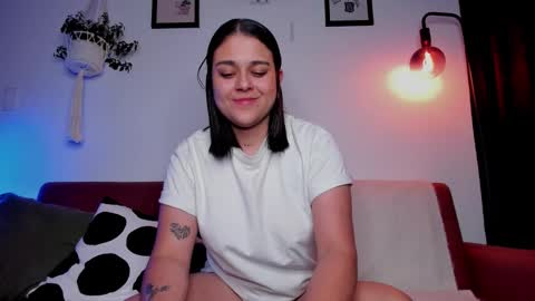 Laura online show from December 3, 3:42 am