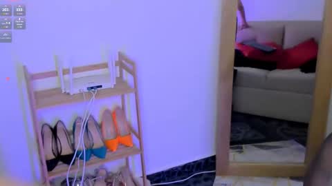 Griseld   online show from February 13, 9:05 pm