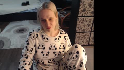 Sasha online show from February 8, 4:33 pm