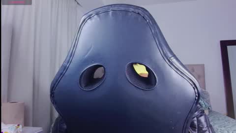 Freya online show from October 4, 5:13 am