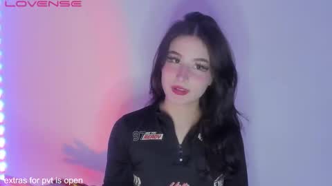 Snapshot of murasaki_doll chatting on October 9, 2:48 am kimi- independent model online show from October 9, 2:48 am