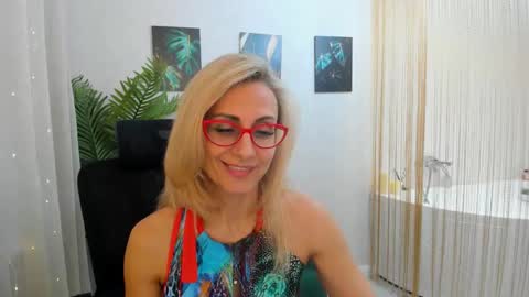 Diana online show from February 19, 11:38 am