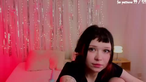 Mia online show from April 4, 12:53 am