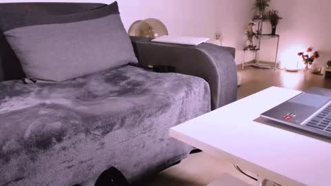 Anda online show from September 9, 8:41 pm