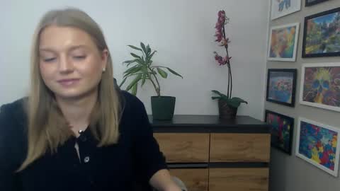 Erica online show from January 11, 12:43 pm