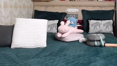 Shine online show from February 6, 10:35 pm