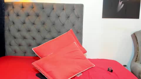 nahirobyy ebonyy online show from February 26, 7:24 pm