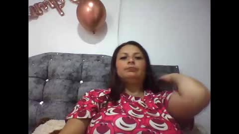 nahomy saints online show from November 1, 11:20 pm