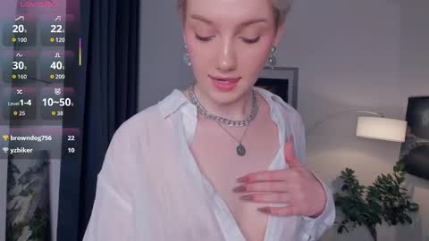 Kate online show from November 2, 1:58 pm