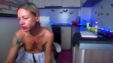 Nally online show from November 28, 2:25 am