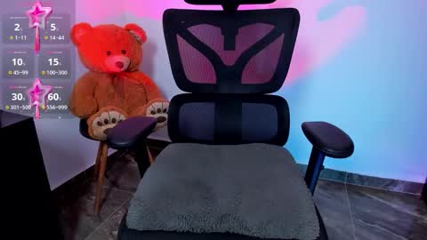 Nami online show from February 26, 6:40 pm