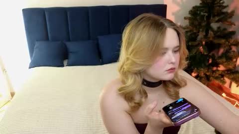 Merlizz  Julia  Emma online show from December 21, 9:08 pm