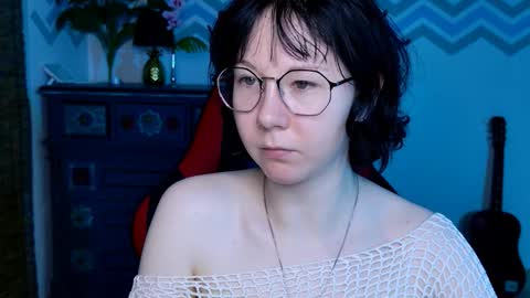 nancymartinez online show from September 10, 5:07 am