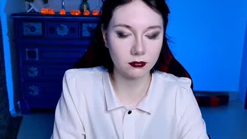 nancymartinez online show from October 31, 5:42 am