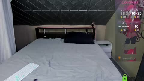 Naomi online show from March 7, 2:18 am