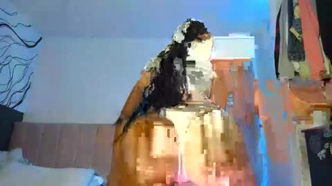 Naomii online show from March 4, 12:50 am