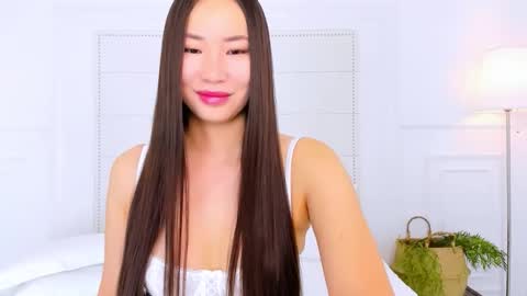 Naomi online show from October 31, 2:57 am