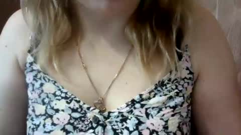 NarcisJill online show from February 12, 11:18 am