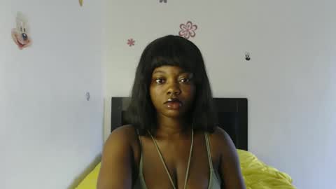 Snapshot of nastie_amanda chatting on December 10, 7:05 am Amanda online show from December 10, 7:05 am