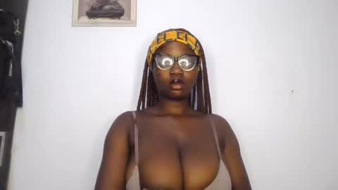 Snapshot of nastie_amanda chatting on February 26, 7:12 am Amanda online show from February 26, 7:12 am