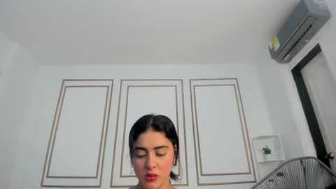 Naty  online show from October 5, 12:32 pm