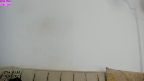 Naty  online show from November 21, 12:18 pm