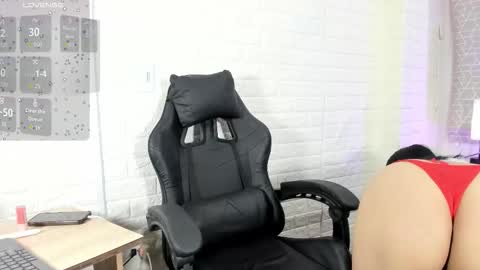 Natalia Kiss online show from October 30, 12:13 am