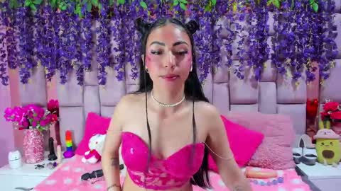 natalia pinkk online show from December 4, 11:24 pm