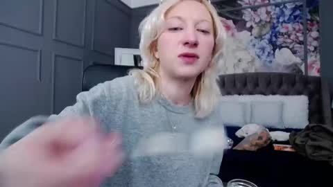 Natalie online show from February 11, 8:05 am