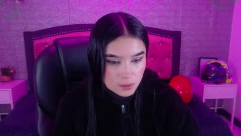 natalie  online show from February 24, 3:05 am