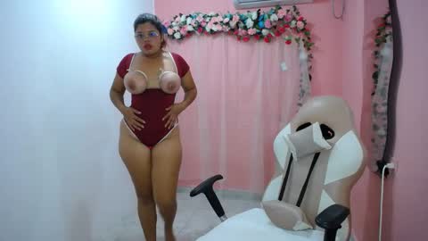 natalie_tits1 online show from September 11, 7:47 pm