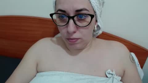 natally online show from March 6, 9:14 am