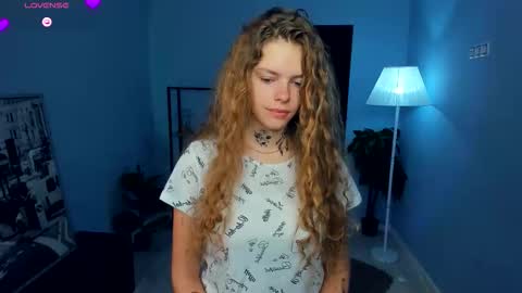 Natalie online show from October 20, 5:10 am